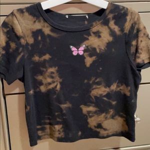 Médium size shirt